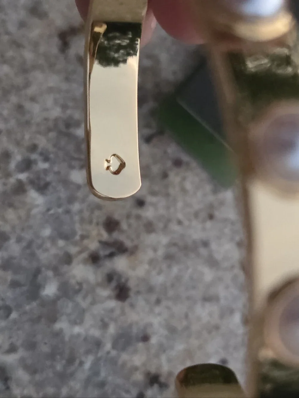 NWT Kate Spade tagalong cuff bracelet pearl - Picture 7 of 9